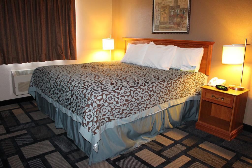 Days Inn By Wyndham Watertown Kamer foto
